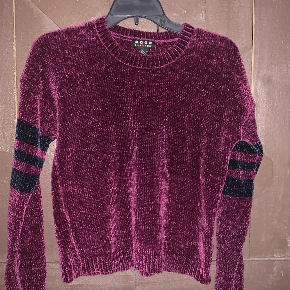 Poof New York- woman’s sweater